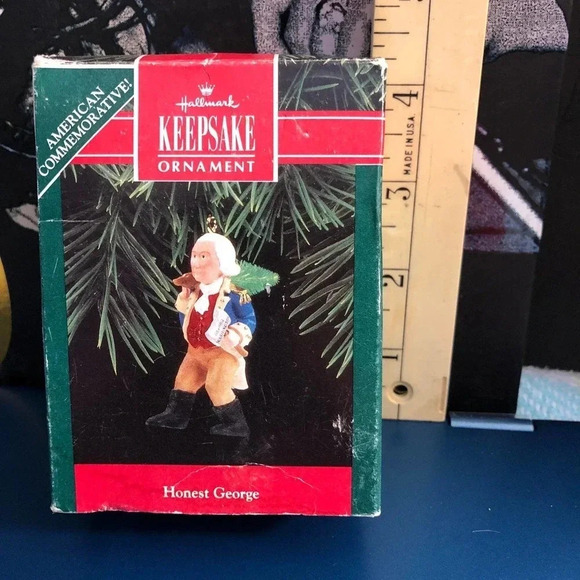 Vintage Hallmark Christmas ornament Honest George 1992 - Picture 1 of 2